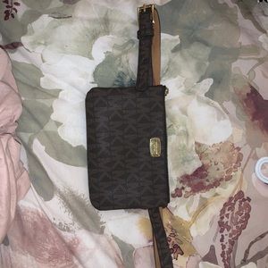 Michael Kors Brown Belt bag Size 12-14